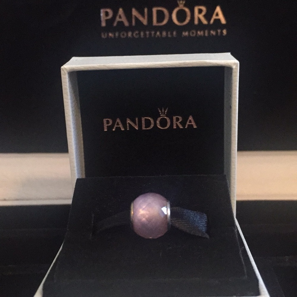 SOLD! Pandora Pink Petite Facets Charm🕊